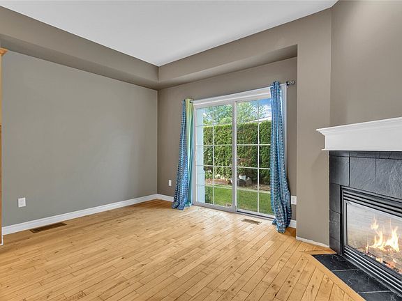 5th image of 456 McPhee St #112
