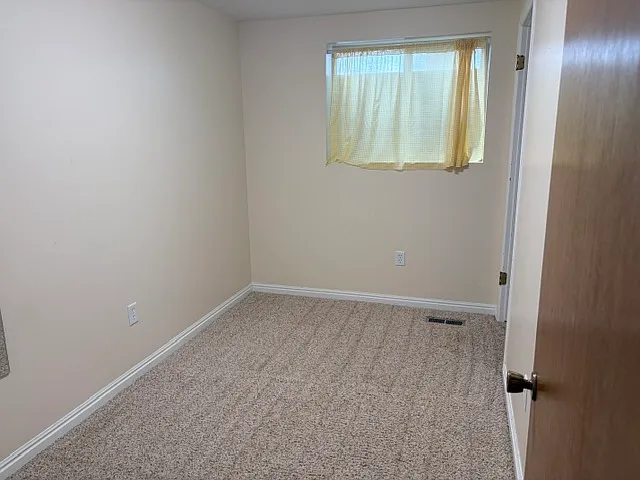 10185 S Chattel Cir — Photo 6
