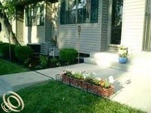 1st image of 24748 Primrose Ln #1
