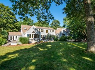 11 Cranberry Ln, Norwell, MA 02061