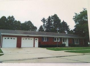 2104 34th St, Two Rivers, WI 54241