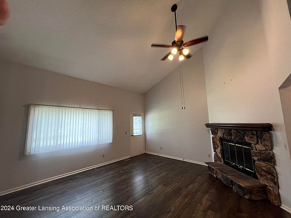3rd image of 1108 Timbercreek Dr APT 53