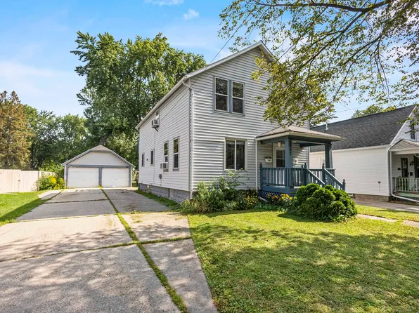 1227 Porlier St, Green Bay, WI 54301