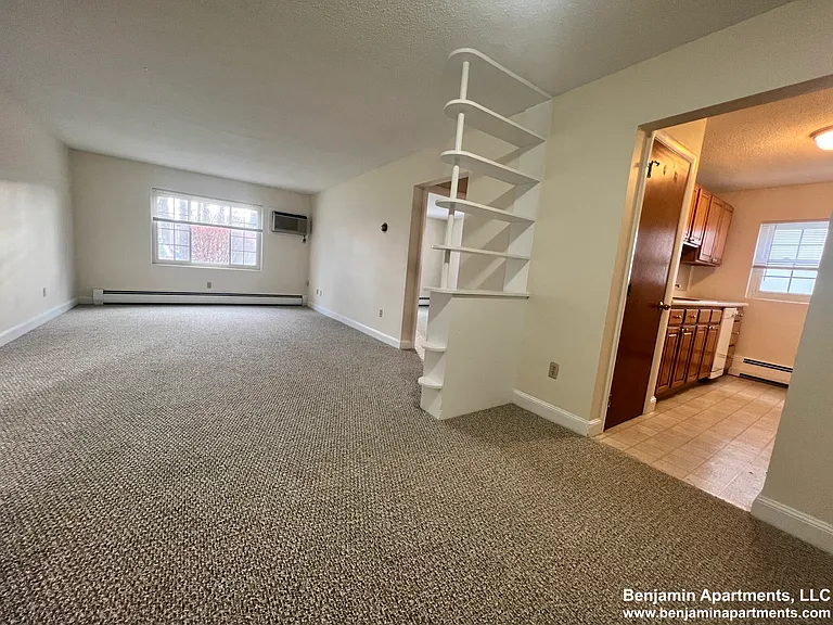 11 Allen St #1 — Photo 1