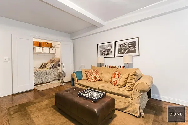 Rented by Bond New York | media 15