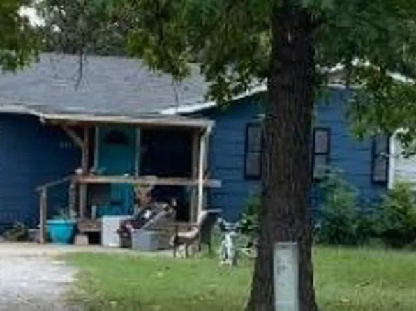 405 Hickory Pl, Carl Junction, MO 64834