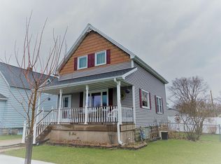 836 Gladstone St, Marinette, WI 54143
