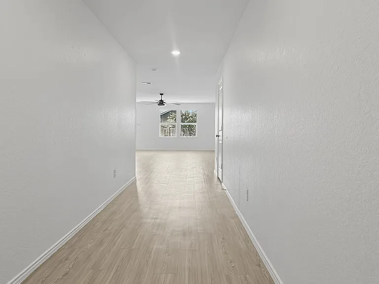 2436 Hunter Peak — Photo 9