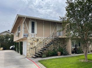 409 N Clark St APT D, Orange, CA 92868