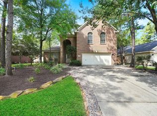 18 S Lace Arbor Dr, Spring, TX 77382