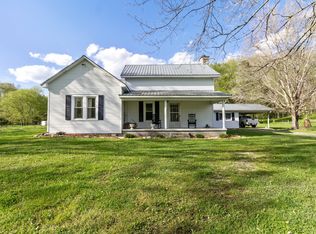 1329 Big Bean Hollow Rd, Belvidere, TN 37306