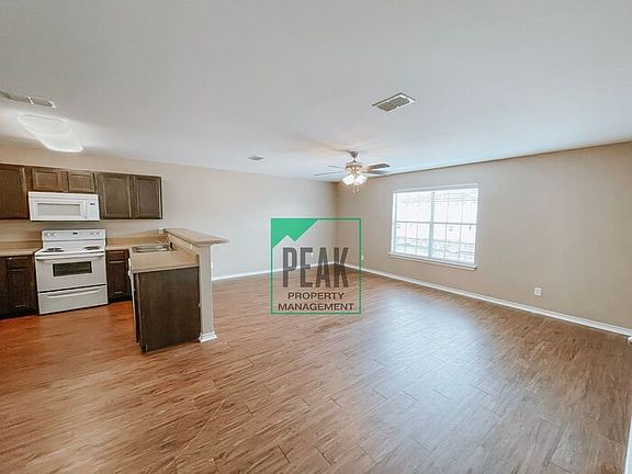 2nd image of 336 N Pecan St APT 16