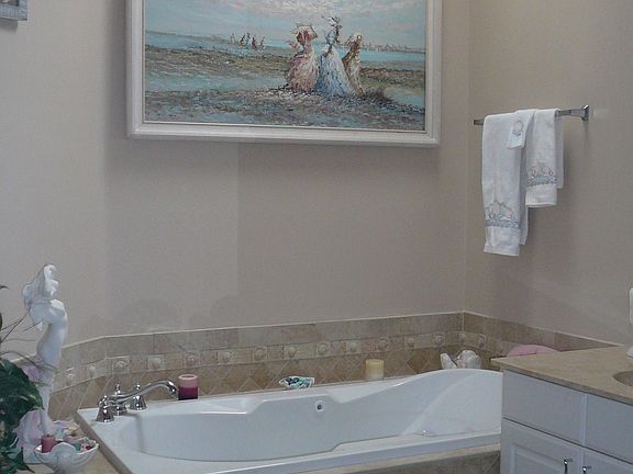 master bath with jacuzzi