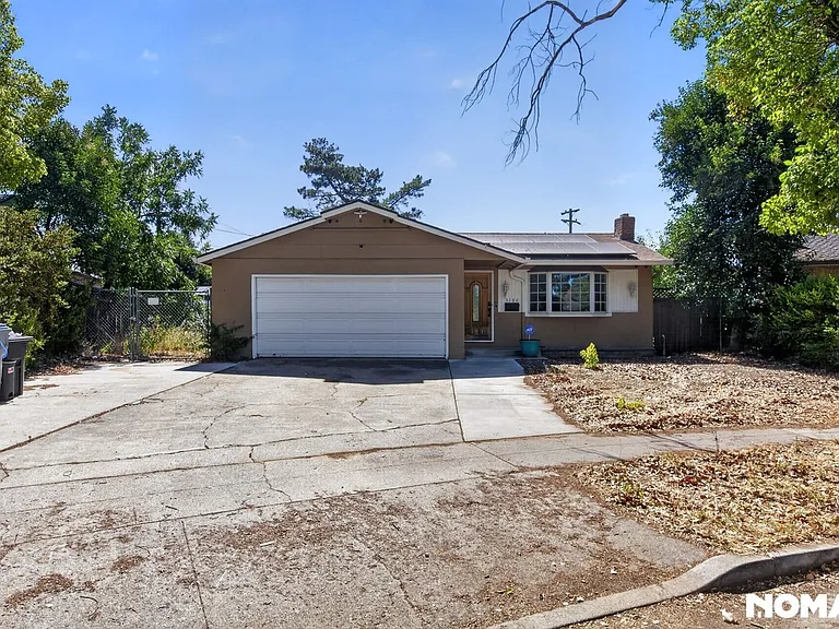 3184 Durant Ave — Photo 9