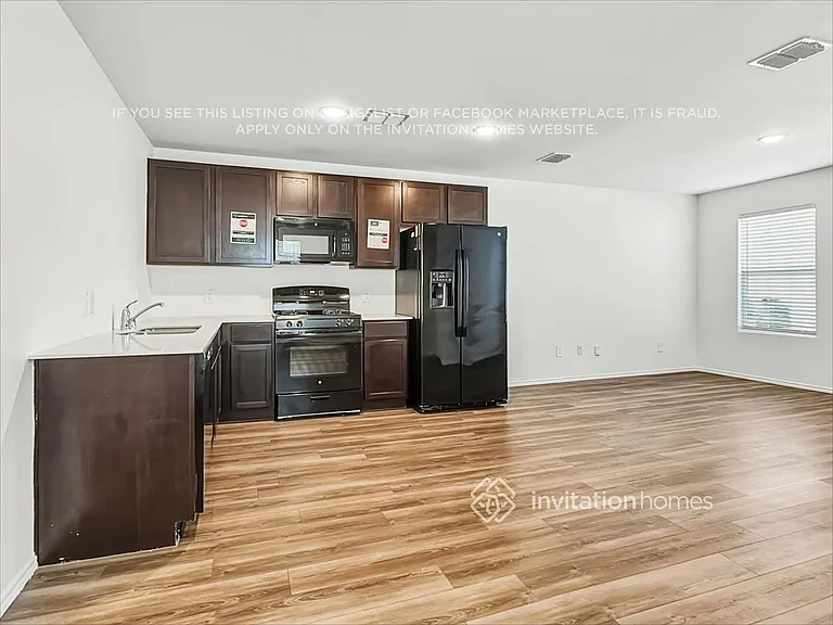 3050 Wallace Wells Ct — Photo 8