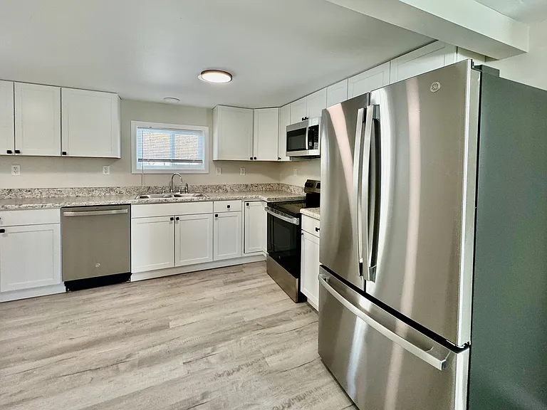 1070 Hightop Rd — Photo 7