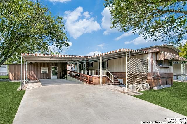 1st image of 1502 Honeysuckle Ln