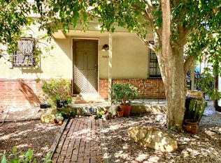 3023 Hollycrest Dr, Los Angeles, CA 90068