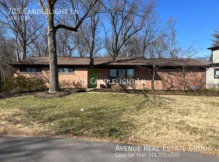 705 Candlelight Ln, Saint Louis, MO 63132
