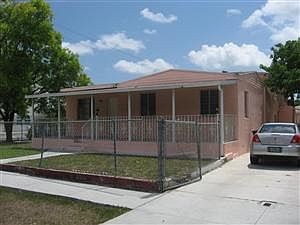3rd image of 13075 NE 7th Ave