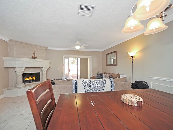 4th image of 702 Sea Palm Ln #702