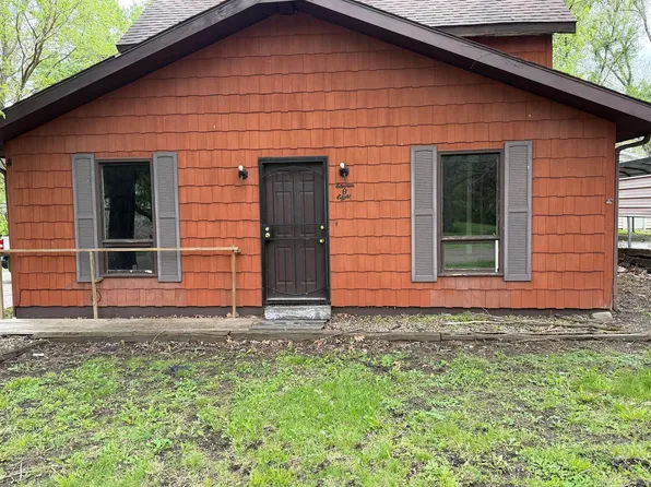 1108 Wabash Ave, Danville, IL 61832