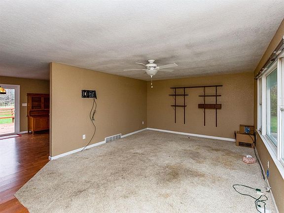 3rd image of 2795 61st Street Ln