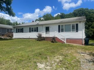 5028 Langside Rd, Greensboro, NC 27405