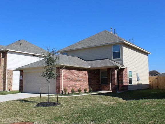 3rd image of 912 Desoto Dr