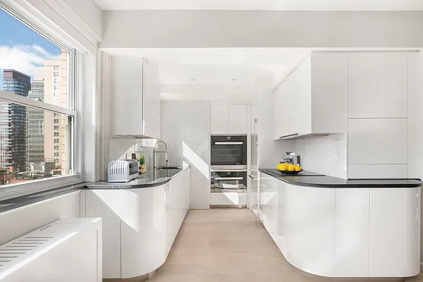 Sold by Level Group | media 3