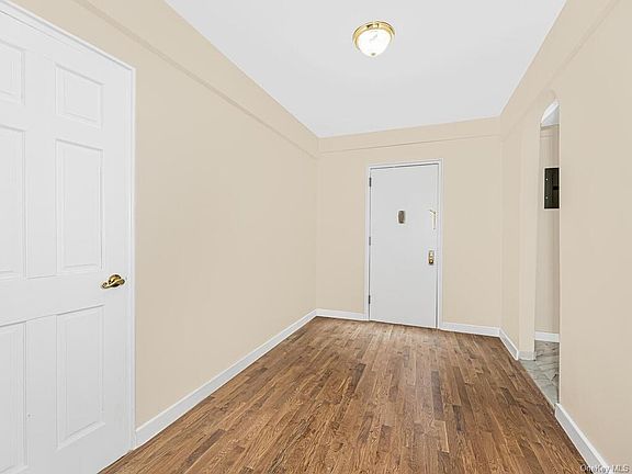 4th image of 420 W 206th St APT 4M