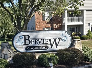 19 Berview Cir APT D, Saint Louis, MO 63129