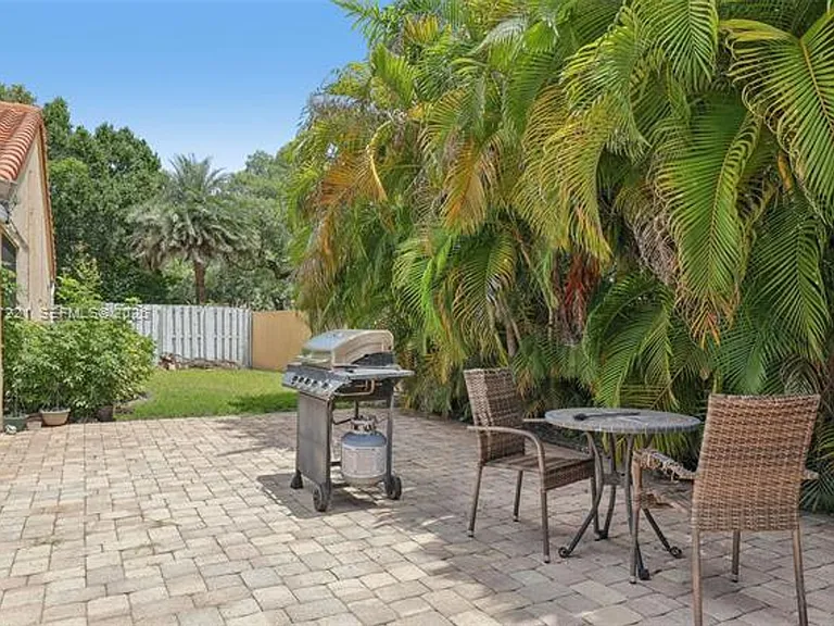13100 NW 11th Dr #13100 — Photo 39