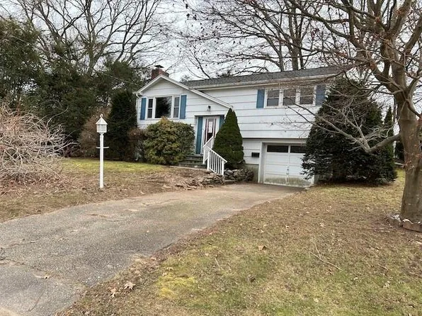 133 Cross St, Westerly, RI 02891