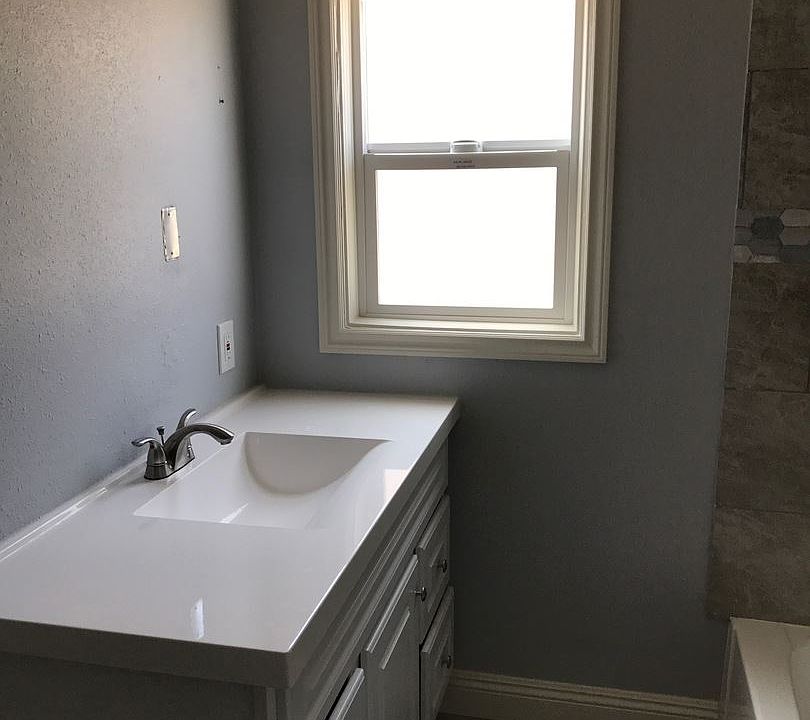 1st image of 2795 N Sierra Way