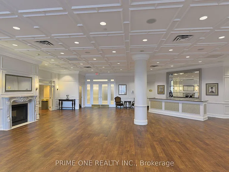 25 Kingsbridge Garden Cir #1421 — Photo 23