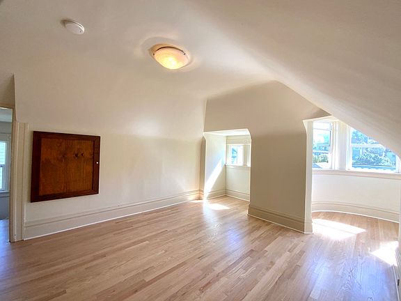 5th image of 484-488 Frederick St #484A