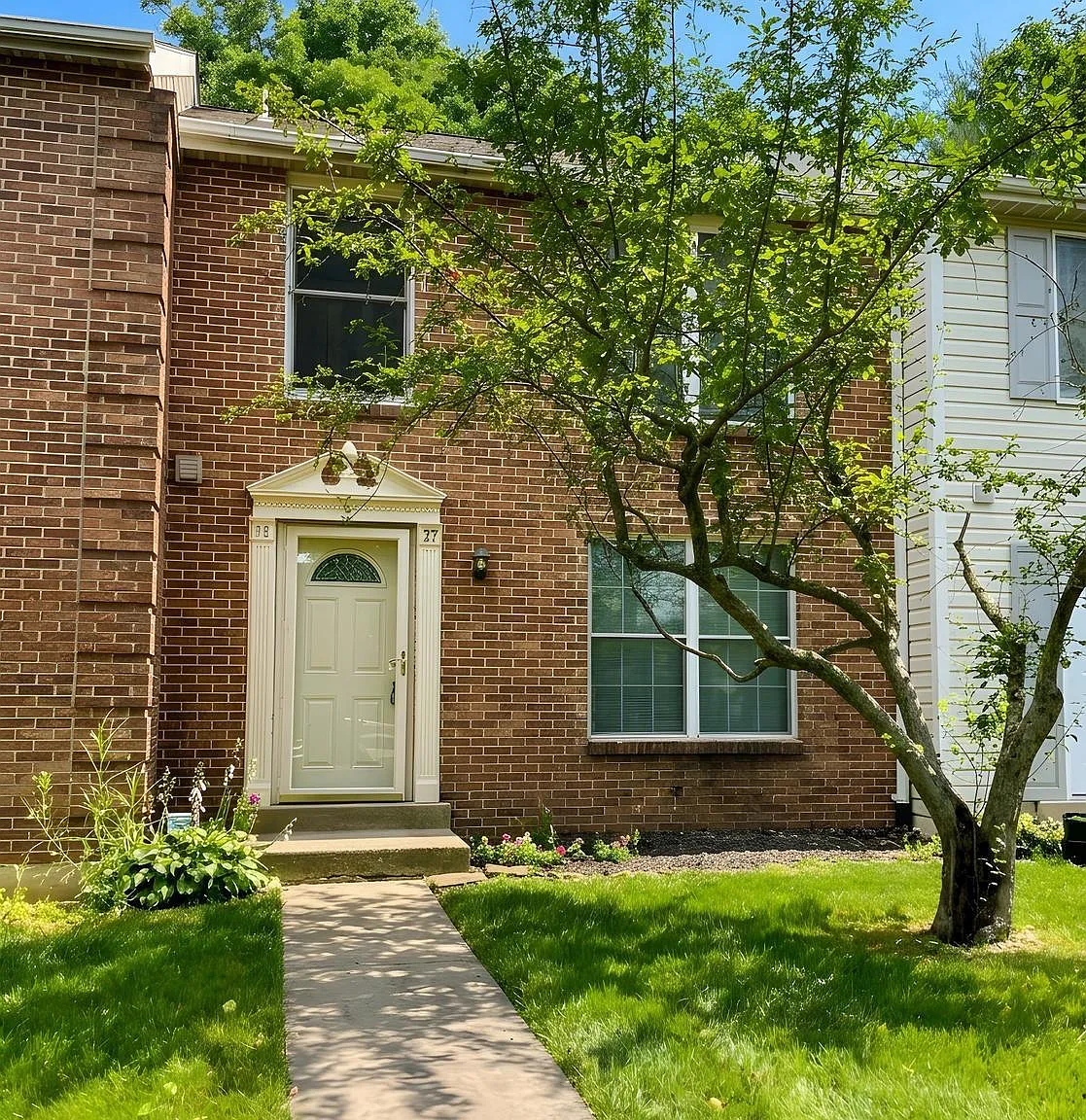 3 bed, 3.5 bath, 1670 sqft, $2,800 — Photo 1