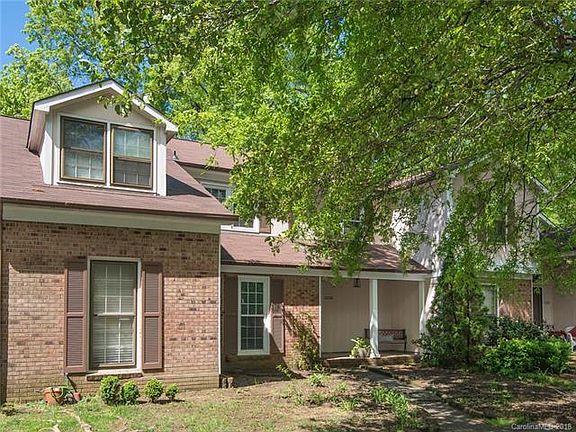 2nd image of 11126 Sevilla Ct