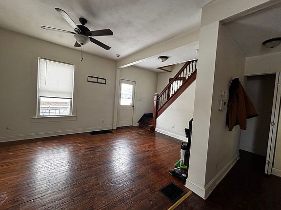 2nd image of 541 Liberty St #A