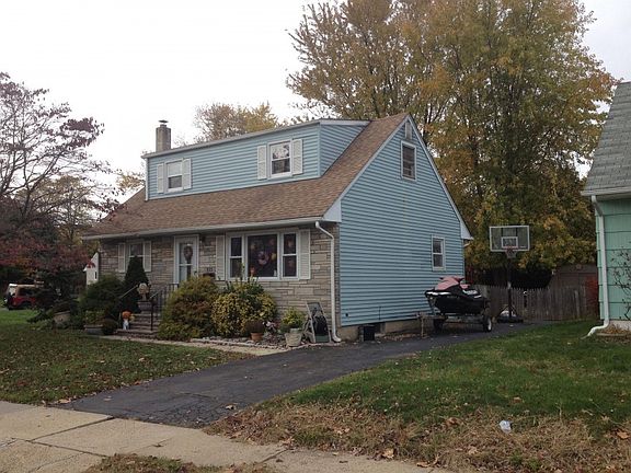 4th image of 625 Huff Ave