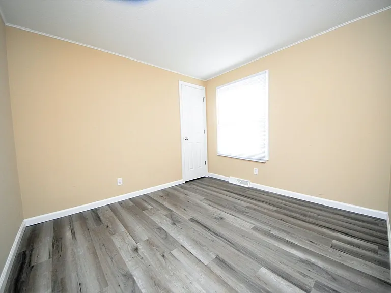 313 Granada Dr — Photo 19