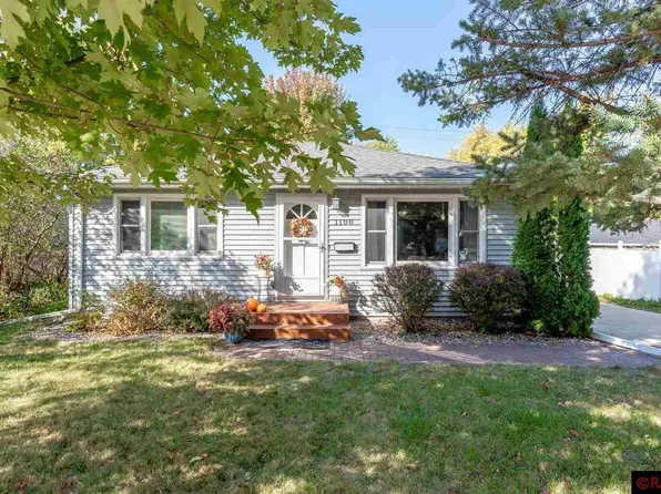 1108 Highland Ave, Mankato, MN 56001