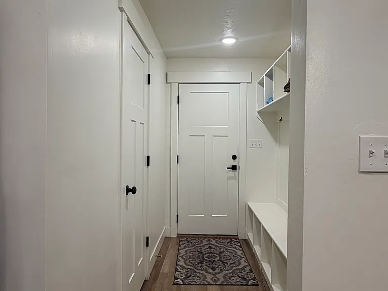 869 S 25 E — Photo 3