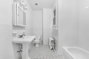 Rented by Jonathan Wachtel, LREB