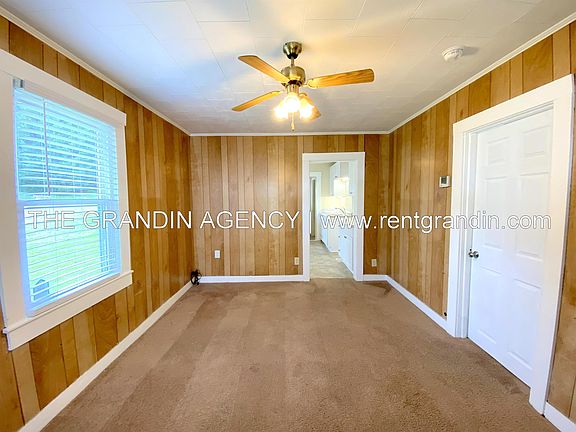 3rd image of 1234 Buena Vista Blvd SE