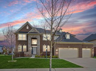 29168 Holmes Rd, Novi, MI 48377