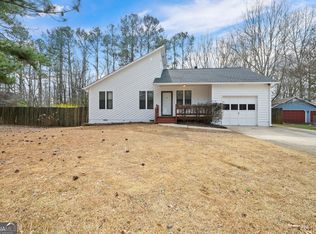 1358 Hardy Cir, Dallas, GA 30157
