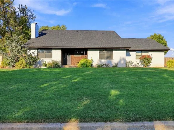 1009 Mac Dr, Elk City, OK 73644
