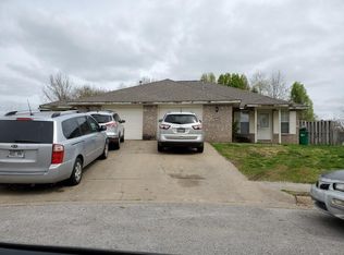 3194 Braxton Ave, Springdale, AR 72764